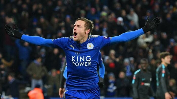 Leicester City - Hành Trình Kỳ Diệu Từ Vô Danh Đến Ngôi Vương