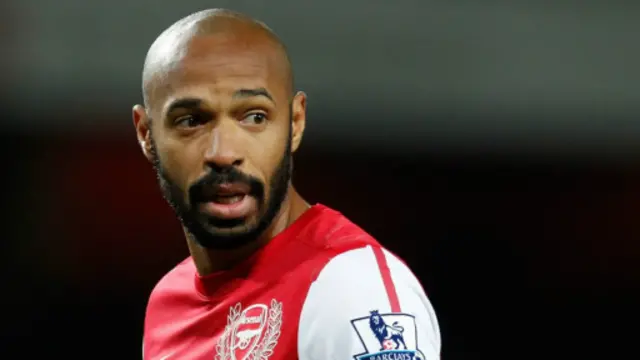 Tiểu sử cầu thủ Thierry Henry - Hành trình từ phận bần đến vinh quang chói lọi
