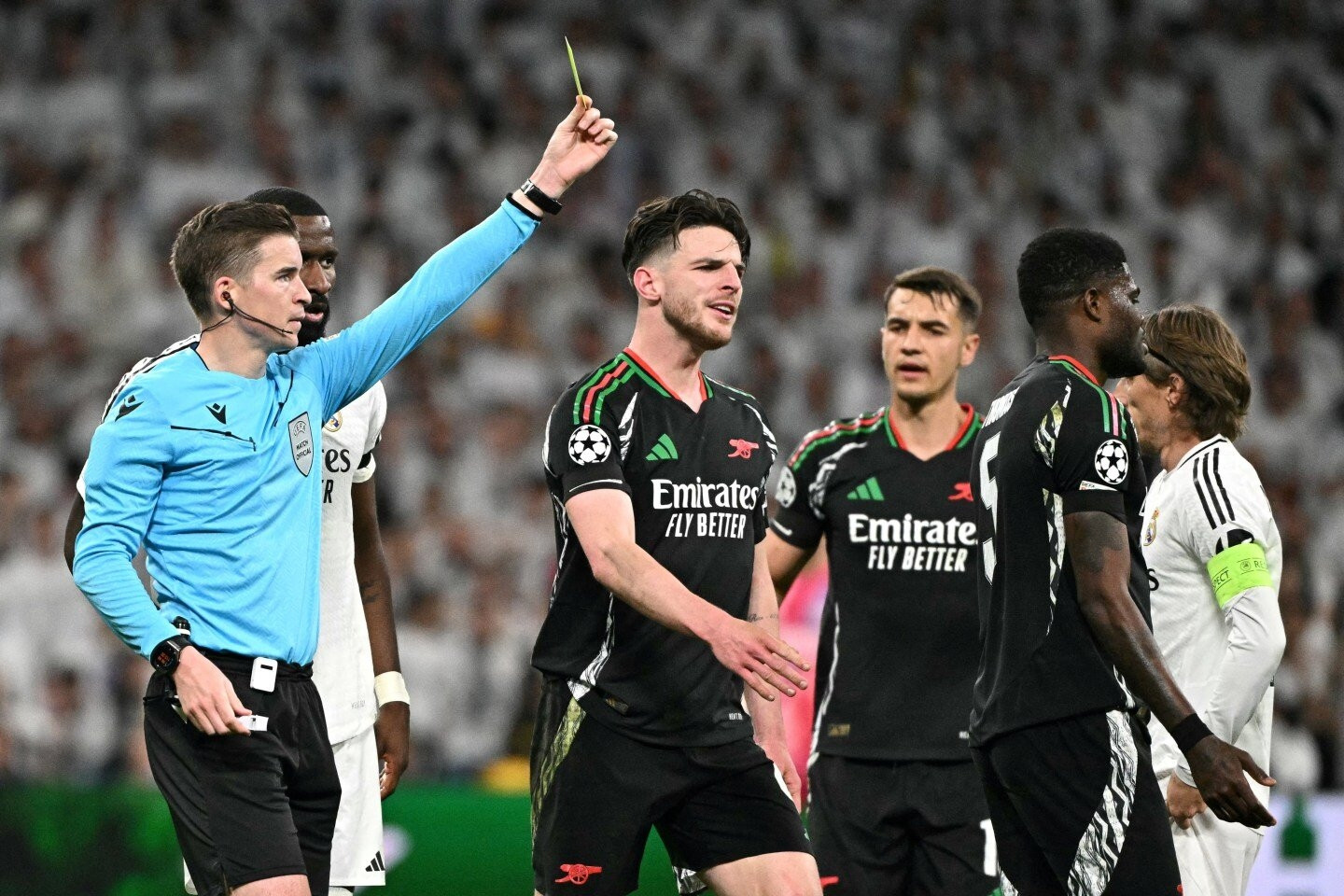 Tiểu sử cầu thủ Declan Rice - Hành trình từ tài năng trẻ đến ngôi sao sân cỏ