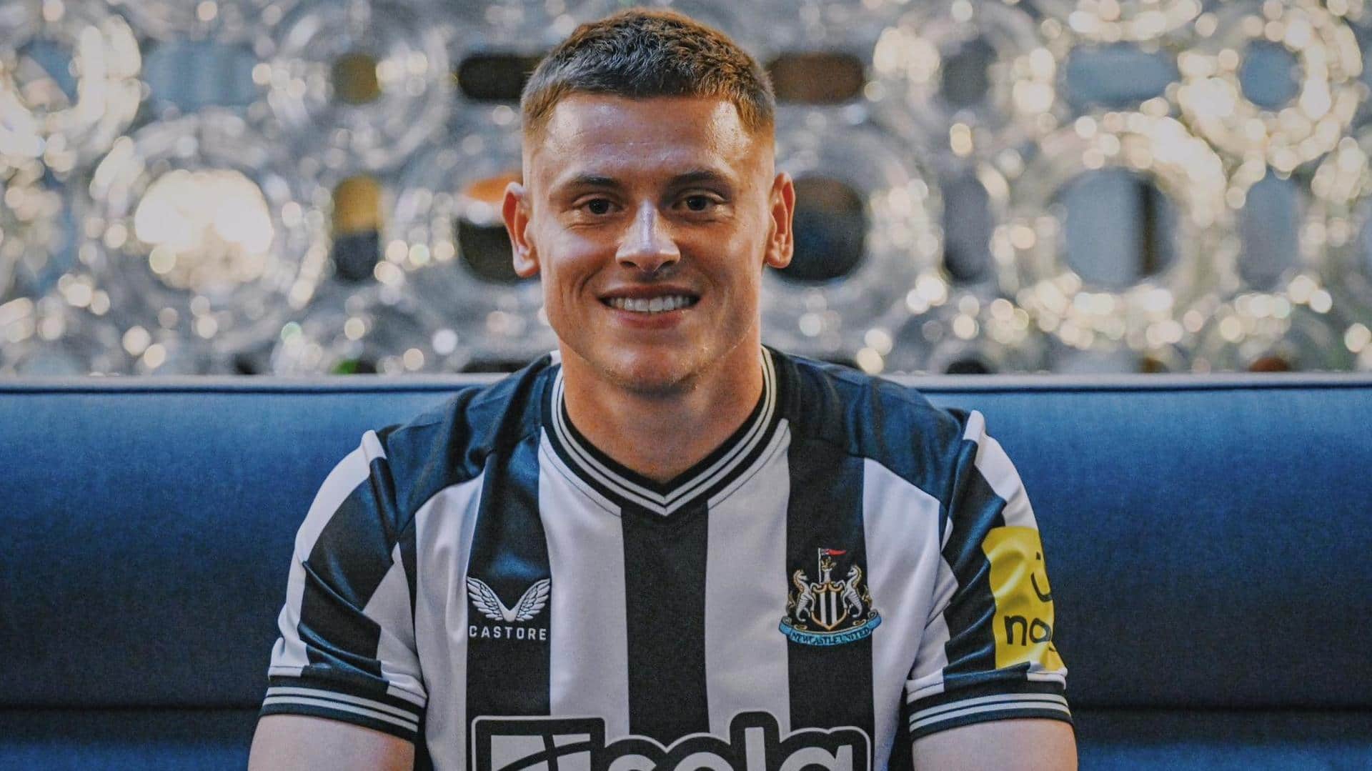 Harvey Barnes - Đôi Cánh Tốc Độ Của Newcastle United