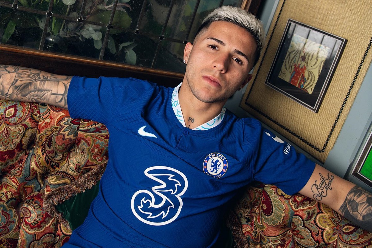 Enzo Fernandez Cỗ Máy Chuyền Bóng Mới Của Chelsea - Tiềm Năng và Tương Lai