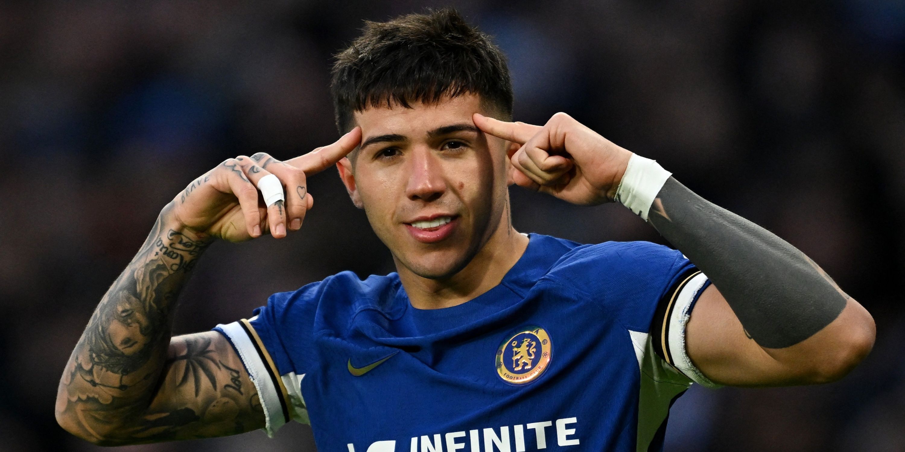 Enzo Fernandez Cỗ Máy Chuyền Bóng Mới Của Chelsea - Tiềm Năng và Tương Lai